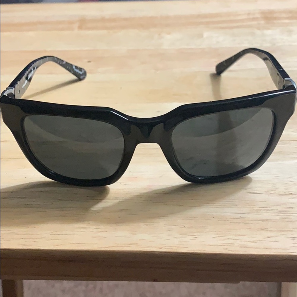 COACH WOMEN BLACK SQUARE SUNGLASSES NWT - Picture 1 of 7